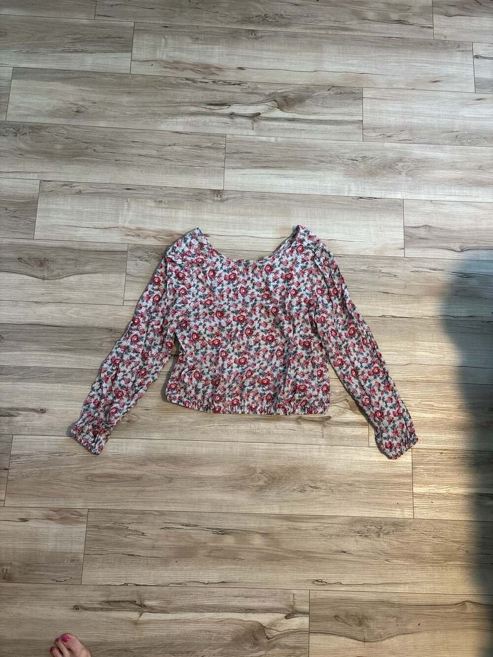 LOFT Floral Surplice Long Sleeve Blouse with Elastic Hem Size M